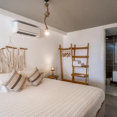 La Local House Yalıkavak