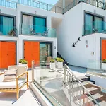 La Local Beach&hotel Hotel