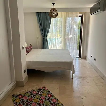 La Local House Yalikavak