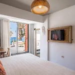 La Local Beach&hotel Hotel