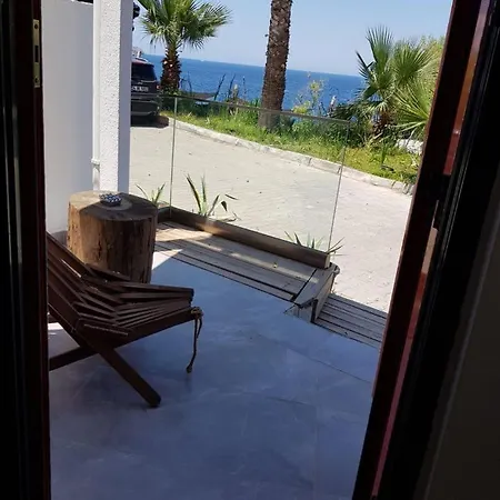Hotel La Local Beach&hotel 3*