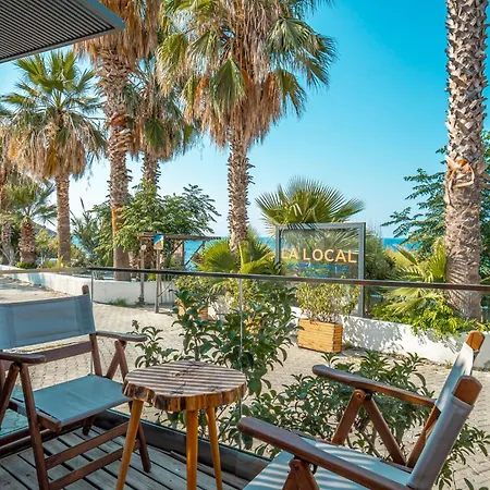 호텔 La Local Beach&hotel 얄리카베크