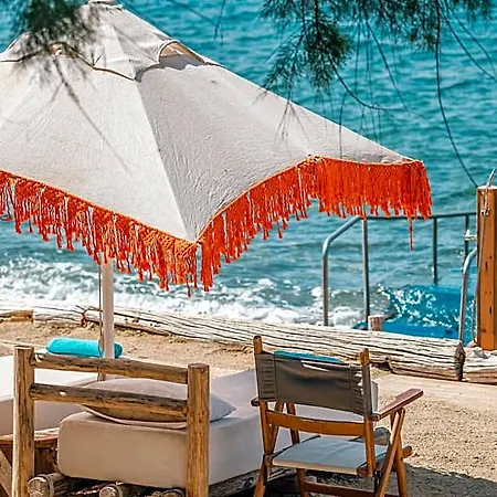 La Local Beach&hotel 3* יאליקאבאק