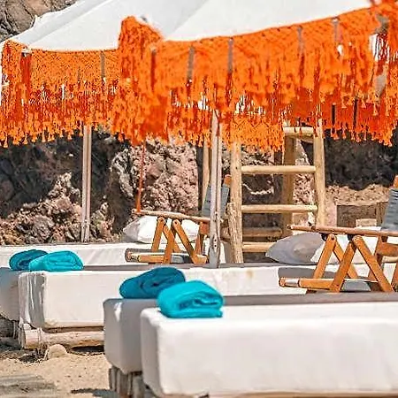 La Local Beach&hotel 3* יאליקאבאק