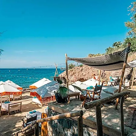 La Local Beach&hotel Szálloda 3*