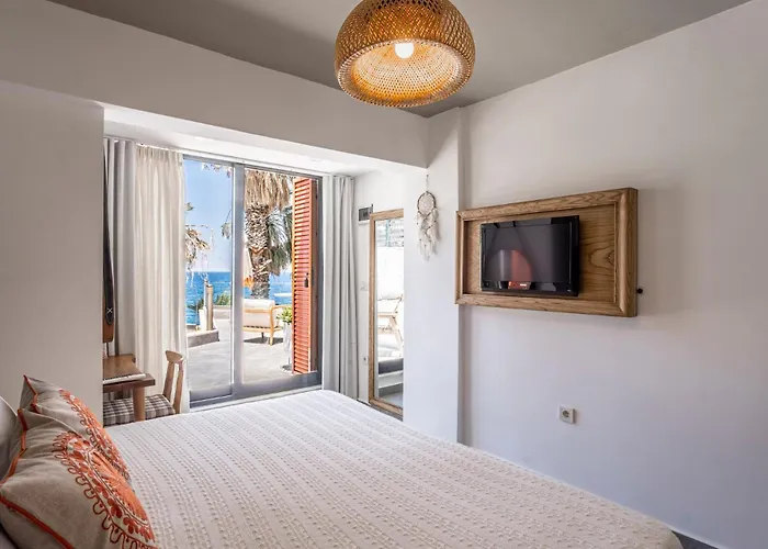 La Local Beach&hotel Ξενοδοχείο
