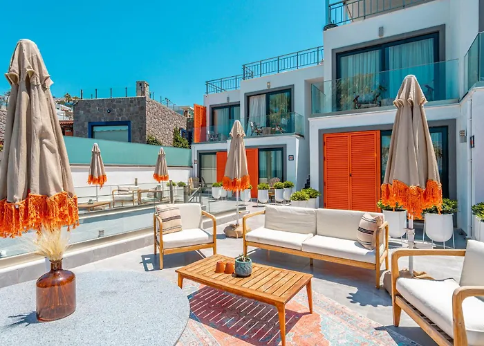 La Local Beach&hotel 3*