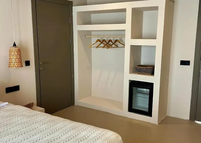 La Local Beach&hotel 3*