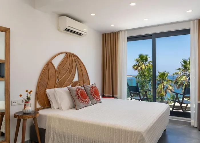La Local Beach&hotel 3*