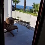 酒店 La Local Beach&hotel 3*